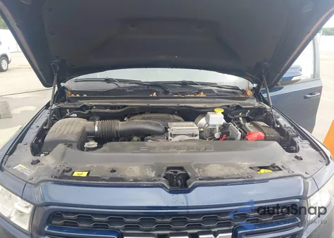 2022 Ram 1500 Big Horn 4X4 5'7 Box from USA, damaged, VIN 1C6SRFFT2NN428978